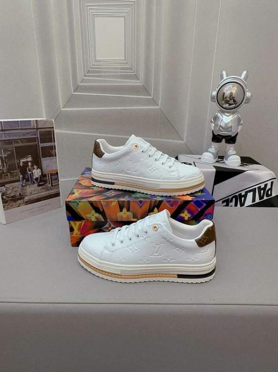 Picture of Louis Vuitton Shoes _SKULVsz38-44mnf0313216996